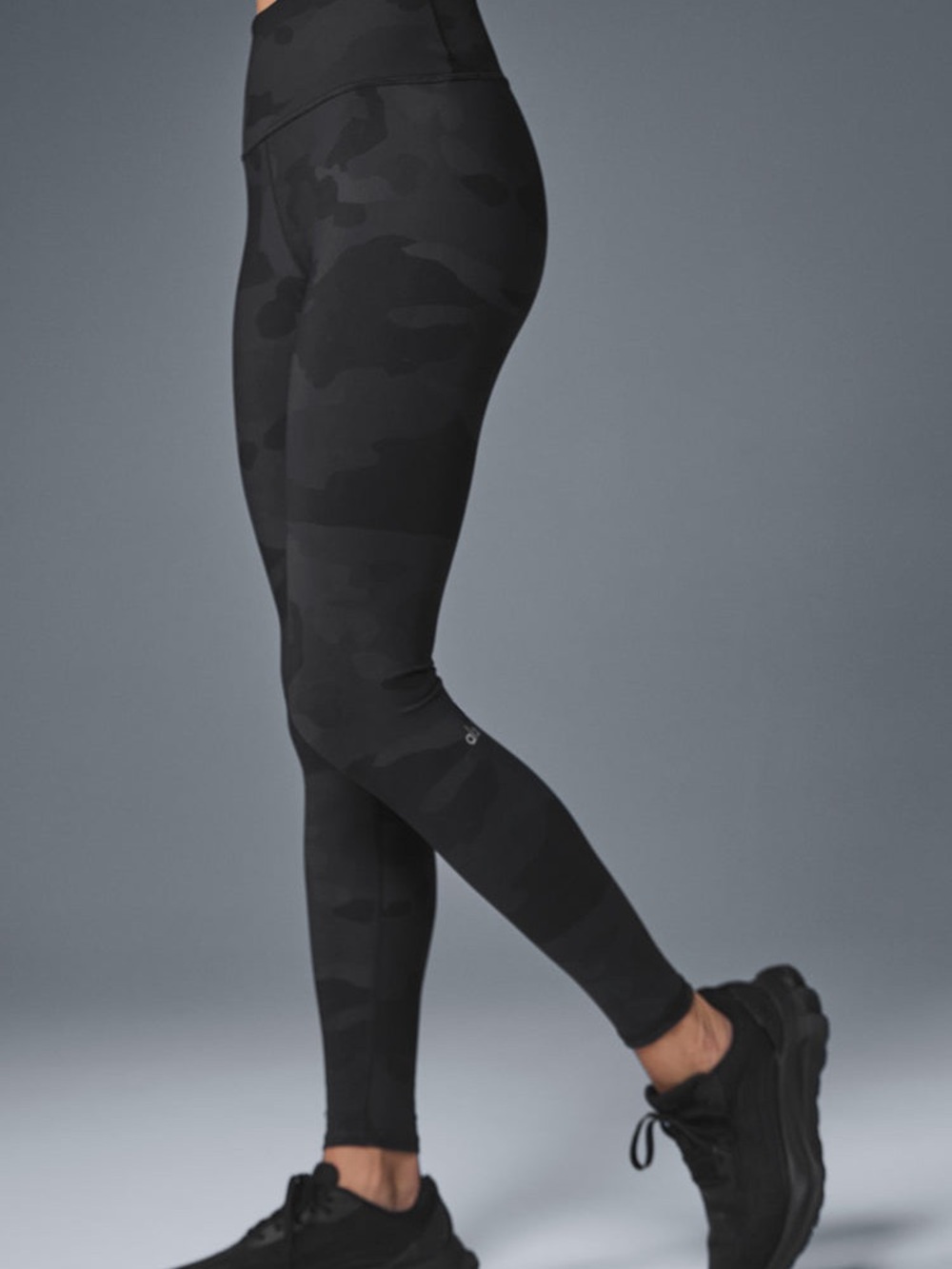 Alo Yoga High-Waist Camo Vapor Legging